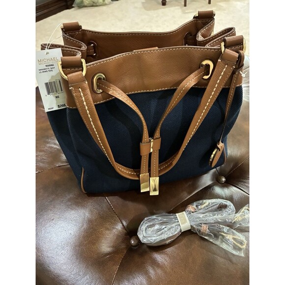 MICHAEL KORS MARINA HANDBAG LARGE NAVY BLUE BROWN CANVAS BROWN TRIM NWT - Picture 3 of 9